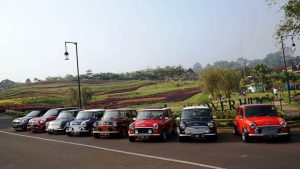 Rayakan HUT RI, Komunitas MINI Cooper Berbagi Suka Dengan Anak Yatim