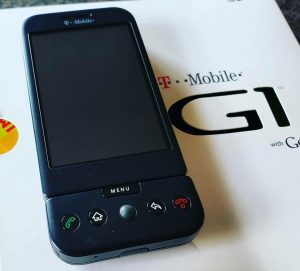 Beli HP Garansi Toko, Ini Resikonya!