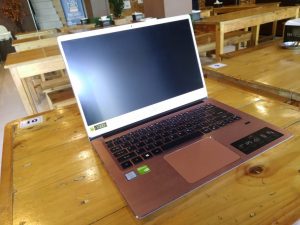 Acer Swift 3 Day Edition: Laptop Kece, Ringan, dan Baterai Awet