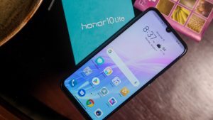 Kelebihan dan Kekurangan Honor 10 Lite dan Honor 8A