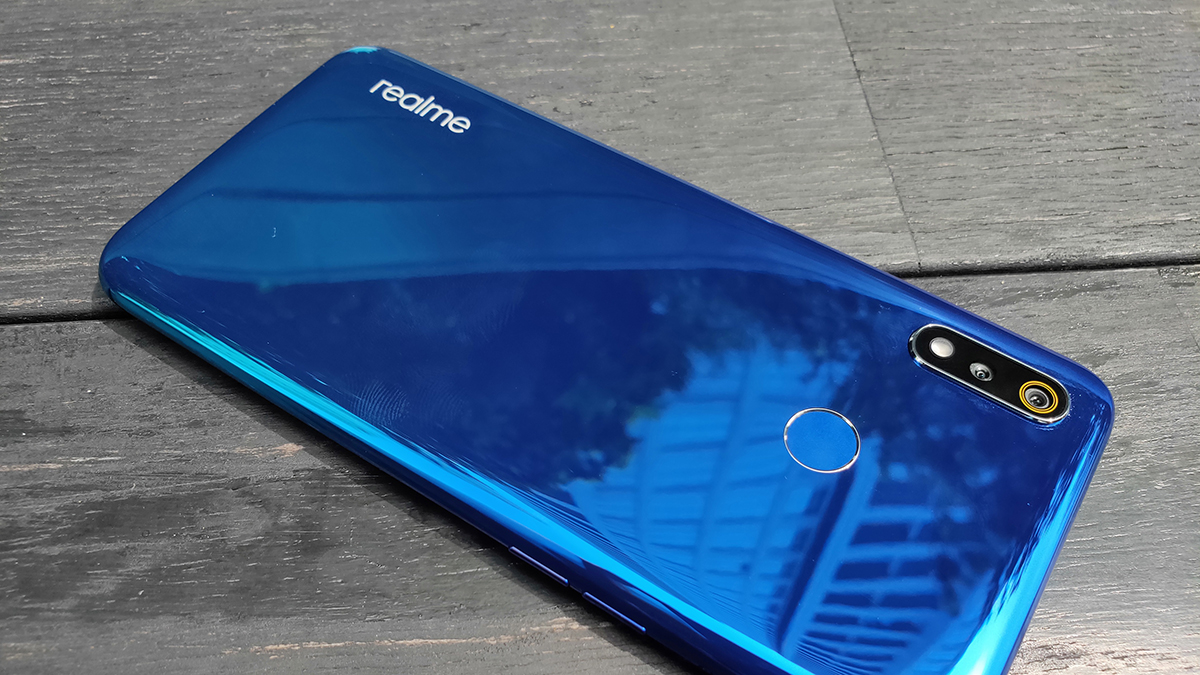 Spesifikasi Dan Harga Realme 3, Mulai 1,9 Jutaan - REVIEW1ST.COM