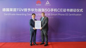 Huawei Mate X Terima Sertifikat 5G CE Pertama di Dunia