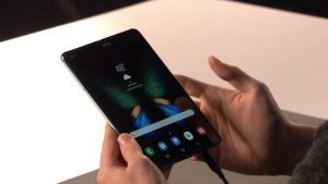 Performa Samsung Galaxy Fold Bikin Kecewa, Speknya Gimana Sih?