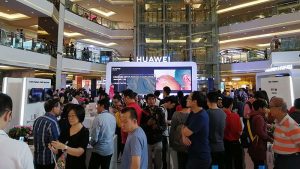 Huawei Roadshow di 5 Kota dan Pecahkan Rekor Penjualan