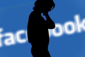 Cara Membuka Aplikasi WhatsApp, Instagram dan Facebook yang di-Blok