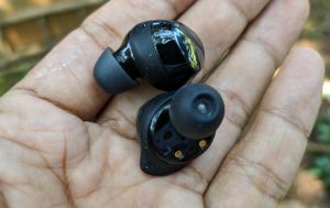 Review Galaxy Buds+: Baterai Fantastis, Suara Imersif