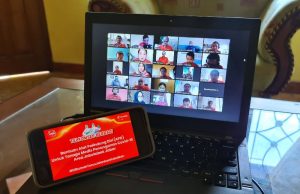 Telkomsel Serahkan 1500 APD Ke RS Rujukan Covid-19 Jabotabek Jabar