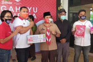 Smartfren Berbagi 1.000 Kuota NONSTOP Dukung SD di Banjarmasin