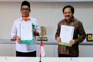 Smartfren Gandeng Kemenag Berikan Bantuan Paket Data