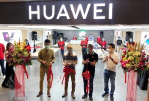 Buka 2 HES Baru di Jakarta, Huawei Suguhkan Experience Lengkap