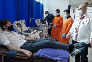 Peduli Covid-19 Karyawan XL Axiata Ikuti Donor Plasma Konvalesen