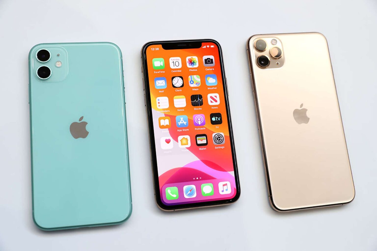 Update Harga HP iPhone Terbaru (Mei 2021)