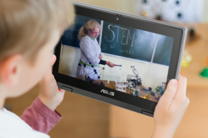 ASUS BR1100, Laptop Revolusioner untuk Temani Anak Belajar