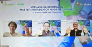 XL Axiata Jalin Kemitraan Strategis dengan Grab dan Tokopedia