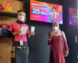 3 Indonesia Beri Kejutan di Hari Pelanggan Nasional