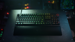 Sambutlah Keyboard Paling Cepat di Duniaâ€“ Razer Huntsman V2