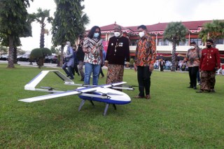 Beehive Drones Mulai Uji Coba Drone Logistik Medis Last-Mile Delivery di Sumenep