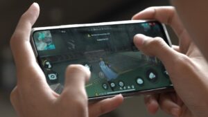 HyperEngine 3.0 Muluskan Pengalaman Gaming di  POCO X3 GT