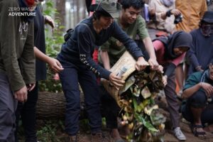 Hasil Pre-Order realme GT 2 Pro, realme Serahkan DonasiÂ realme Goes Zero Waste