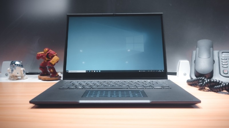 Review ASUS ExpertBook B7 Flip (B7402): Laptop Berbasis 5G