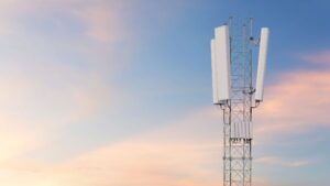 Ericsson Meningkatkan Standar Keberlanjutan dengan Radio 5GÂ Triple-Band, Tiga-Sektor