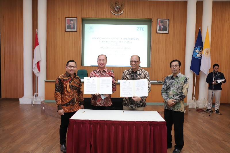 ZTE X Universitas Gadjah Mada Dukung Pengembangan SDM