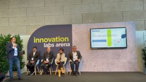 Demonstrasikan Konsep Jaringan Green 5G XL Axiata dan Huawei Raih Penghargaan