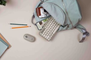 Tiga Warna Terbaru Keyboard & Mouse Modern Logitech