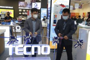 TECNO Gandeng Erajaya Digital Dalam Penjualan Eksklusif TECNO CAMON 19 Pro