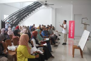 Bantu UMKM, Smartfren x Indofood Beri Pelatihan Kewirausahaan Digital