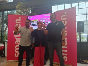 Smartfren Manjakan Pelanggan Lewat Triple Kejutan dengan Bonus Kuota