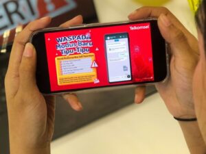 Telkomsel Imbau Pelanggan Waspada Modus Permintaan Unduh File .APK Fiktif