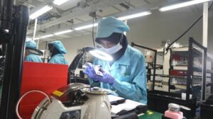 OPPO Find N2 Flip Hadir dengan Kekuatan Engsel dan Daya Tahan Layar Terbaik