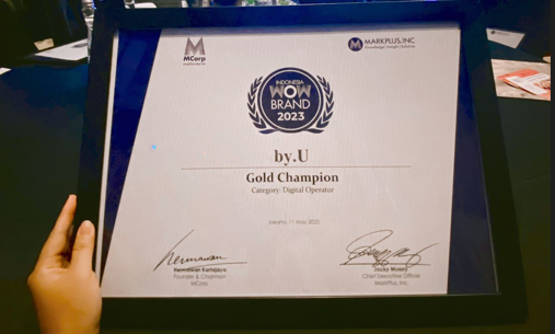 Kartu Internet by.U Meraih Penghargaan Gold Champion Indonesia WOW Brand 2023