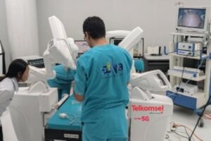 Telkomsel Dukung Kemenkes RI  untuk Uji Coba Inovasi Robotic Telesurgery