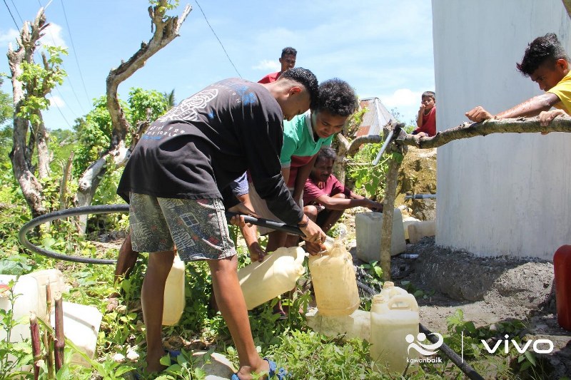 Vivo Indonesia dan Yayasan Kawan Baik Indonesia Salurkan Air Bersih ke Desa Mbinudita, Sumba Timur