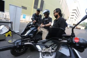 Momotor.id dan ALVA Menggelar EVperience untuk Sosialisasi Motor Listrik di Jabodetabek