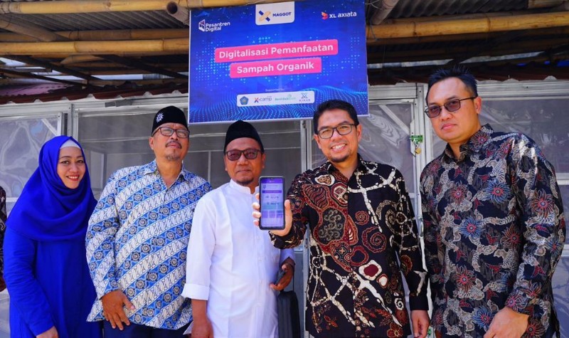 Dorong Produktivitas Ekonomi PesantrenÂ XL Axiata Ajarkan Santri Manfaatkan Solusi IoT