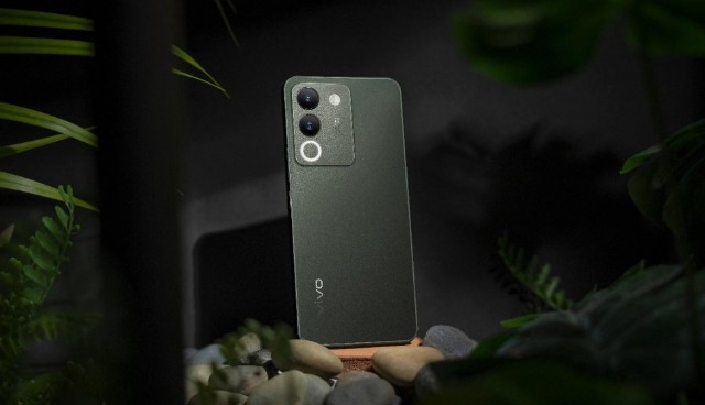 Inspirasi vivo Hadirkan Sentuhan Warna Emas pada Smartphone Terbaru vivo V29e