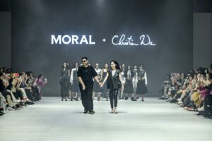 Kolaborasi Memukau Infinix Zero 30 dengan 3 Desainer Ternama  di Jakarta Fashion Week 2024