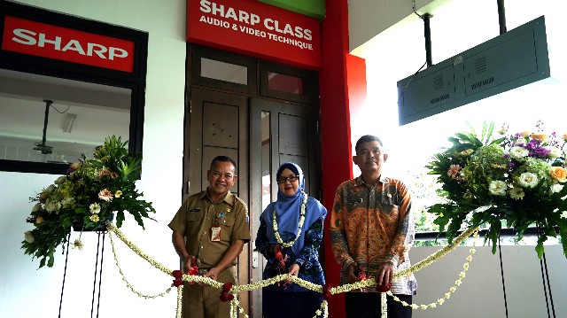 Sharp Indonesia Dukung Program Revitalisasi SMK Pemprov DKI Jakarta