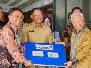 Turunkan Angka Stunting, Indosat Business Fasilitasi Gelang Kesehatan Pintar untuk Ibu Hamil