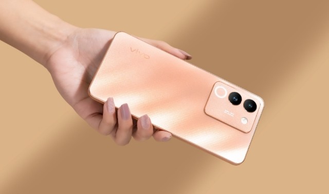 Maksimalkan Produktivitas di Tahun Baru bersama vivo V29 Series