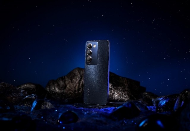 vivo Hadirkan Smartphone dengan Desain â€œMantap Yâ€ Di Awal Tahun Baru