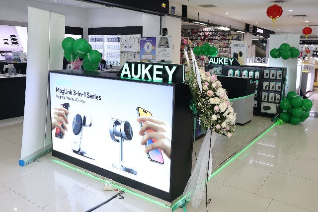 AUKEY Hadir dengan "Flagship Island Booth" Pertama di Asia Tenggara di Istana BEC 2 Bandung