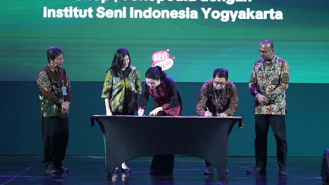 TikTok dan Tokopedia Luncurkan Kampanye #MelokalDenganBatik: Memperkuat Industri Batik Lokal di Era Digital