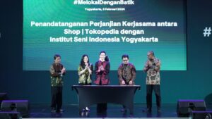 TikTok dan Tokopedia Luncurkan Kampanye #MelokalDenganBatik