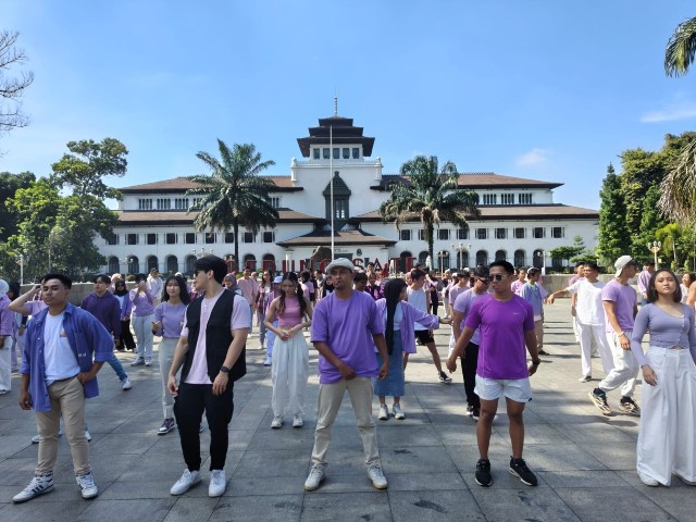 Heboh! OPPO Reno11 F Menjadi Pusat Perhatian dengan #FantasticRenoDance Challenge