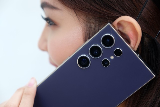Keunggulan Samsung Galaxy S24 Ultra: Titanium untuk Kekuatan dan Ketahanan yang Optimal