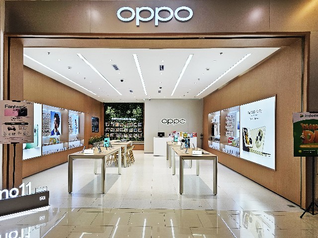 OPPO Buka Experience Store Baru di Tangerang, Hadirkan Reno11 F dan Watch X